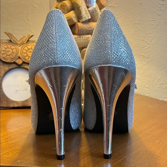 Silver Sparkle 4” High Heels - Picture 3 of 5